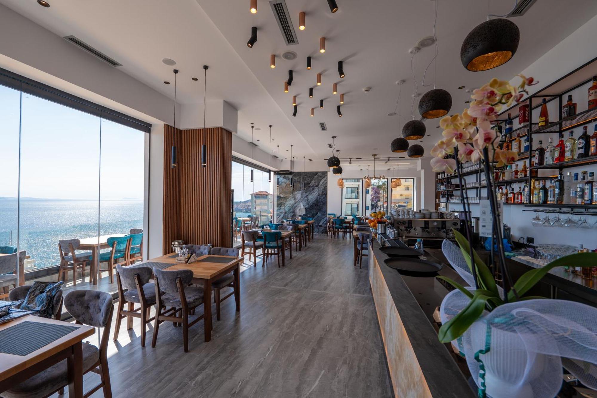Litan Hotel Saranda Kültér fotó