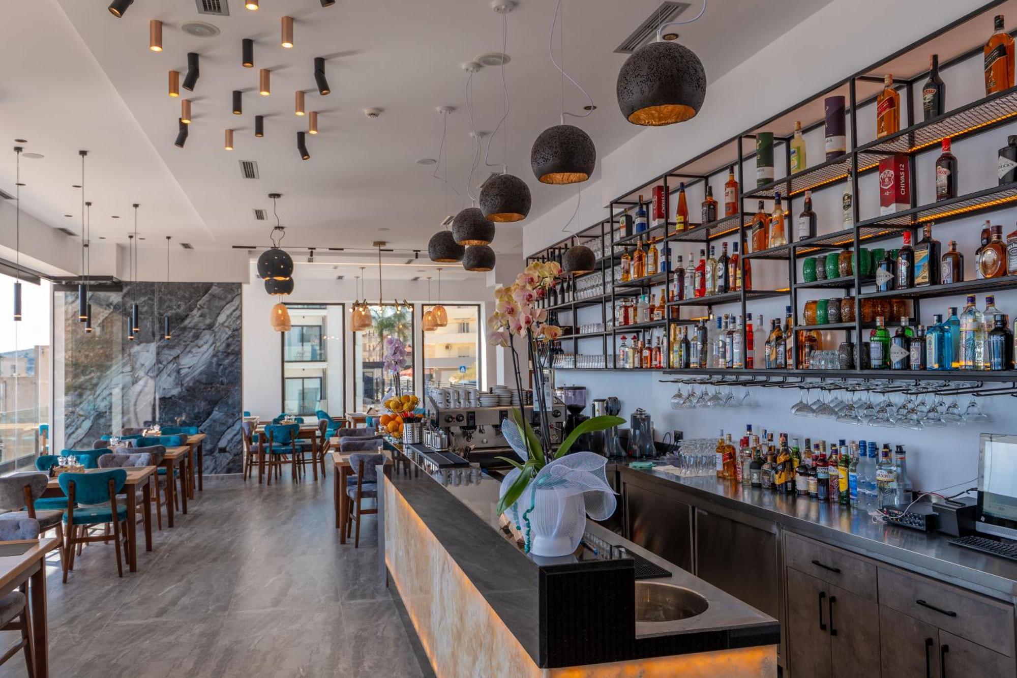Litan Hotel Saranda Kültér fotó