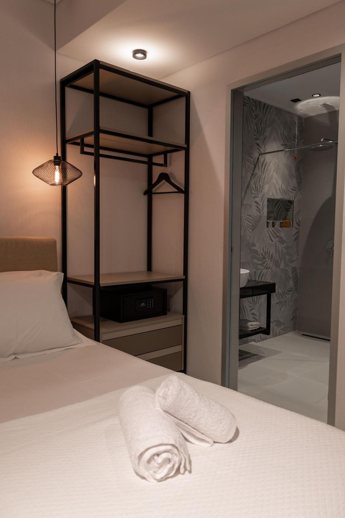 Litan Hotel Saranda Kültér fotó