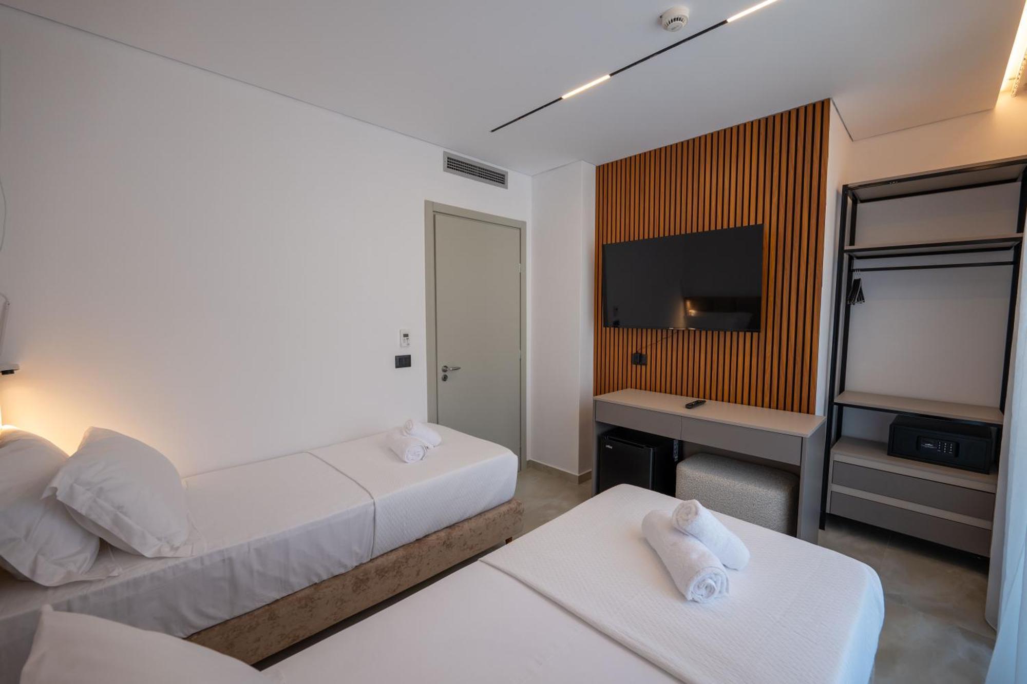 Litan Hotel Saranda Kültér fotó